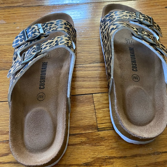 Cheetah Birkenstock-style sandals hardly worn - Picture 2 of 3